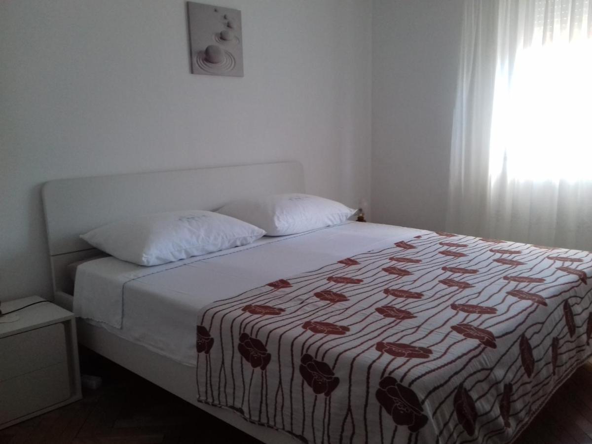 Appartement Dragan Pula